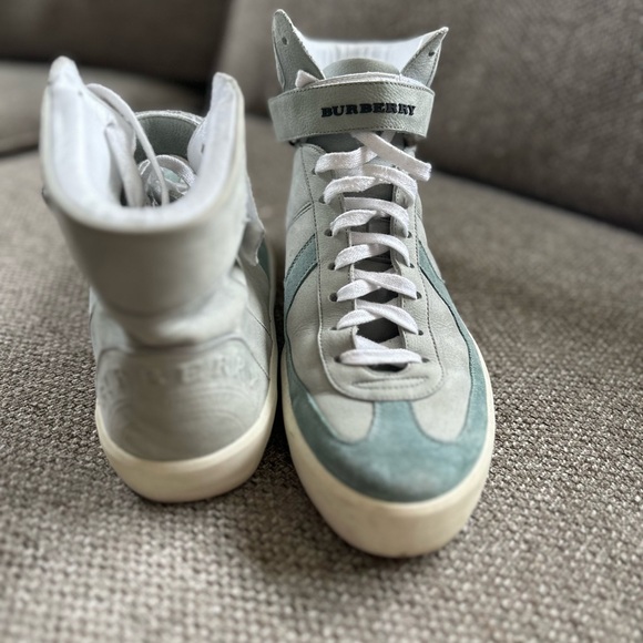 Burberry Suede Women’s High-Top Sneakers 11US/41UK - Picture 5 of 8